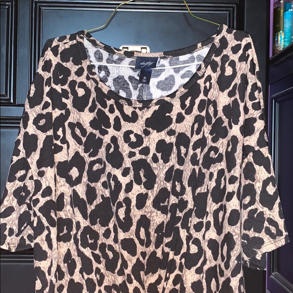 Short sleeve shirt